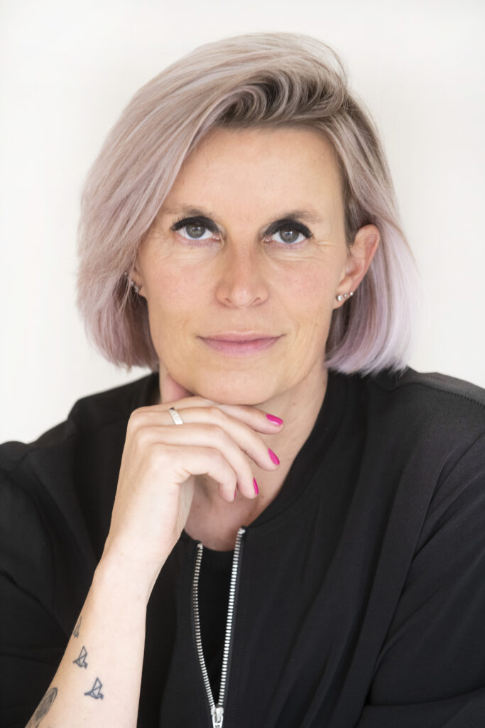 ELINE VALERY